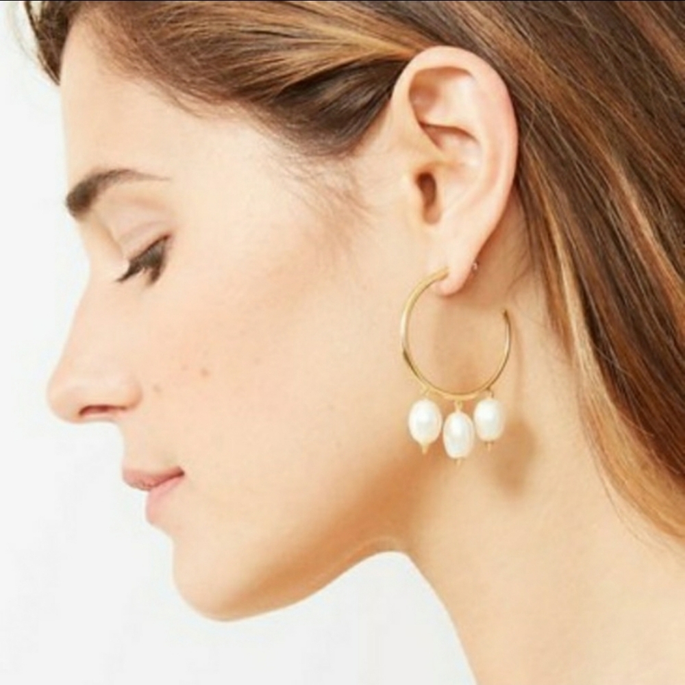 Stella & Dot Natriella Pearl Hoop Earrings